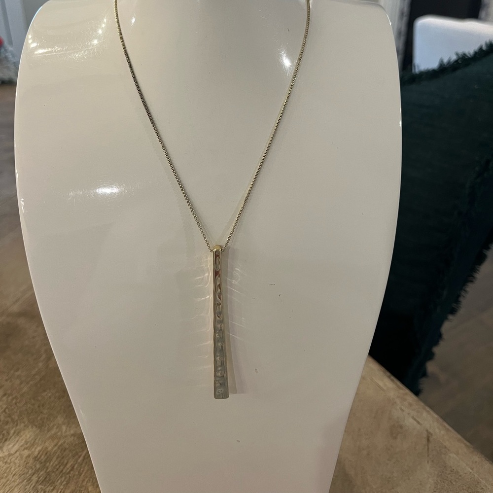 Kendra Scott Pendant Necklace